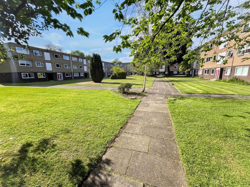 Communal Gardens Aspect 2