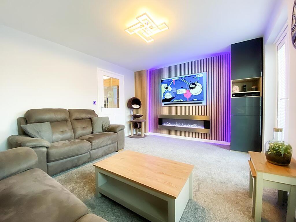 Breakfasting Kitchen