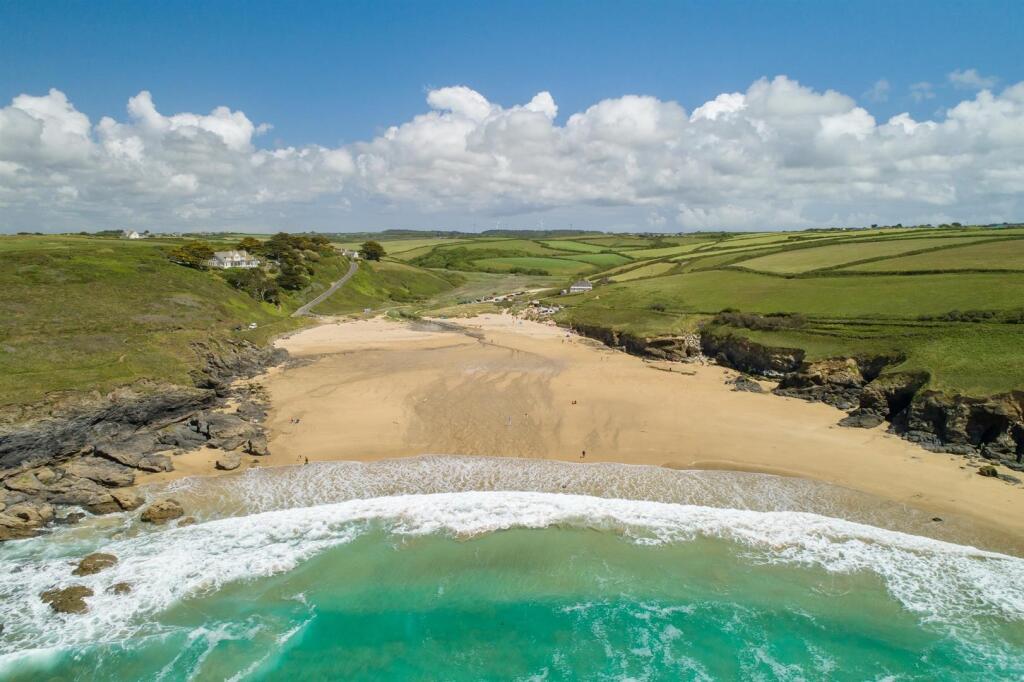 Poldhu Cove