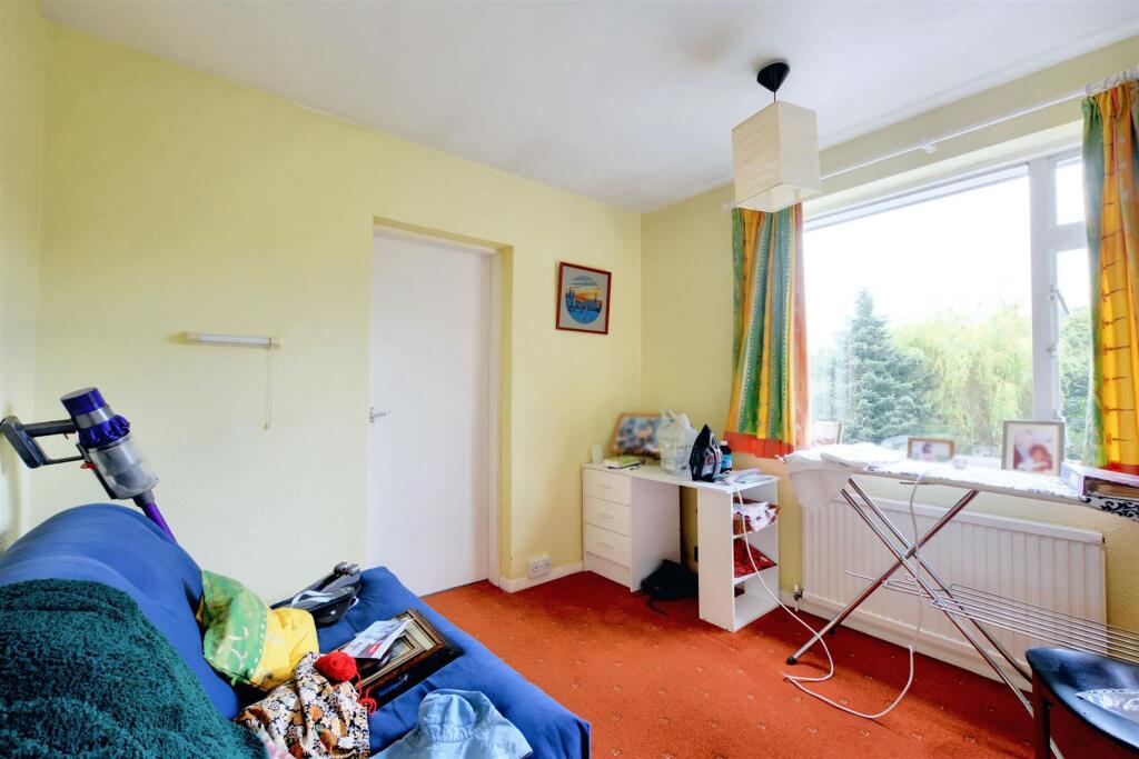 Bedroom 2_1.jpeg