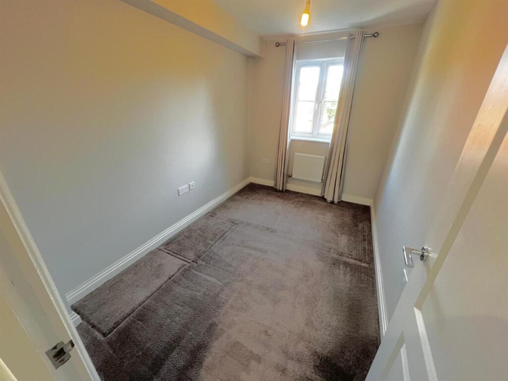 WhatsApp Image 2025-08-17 at 22.28.02_c14e3bdb.jpg