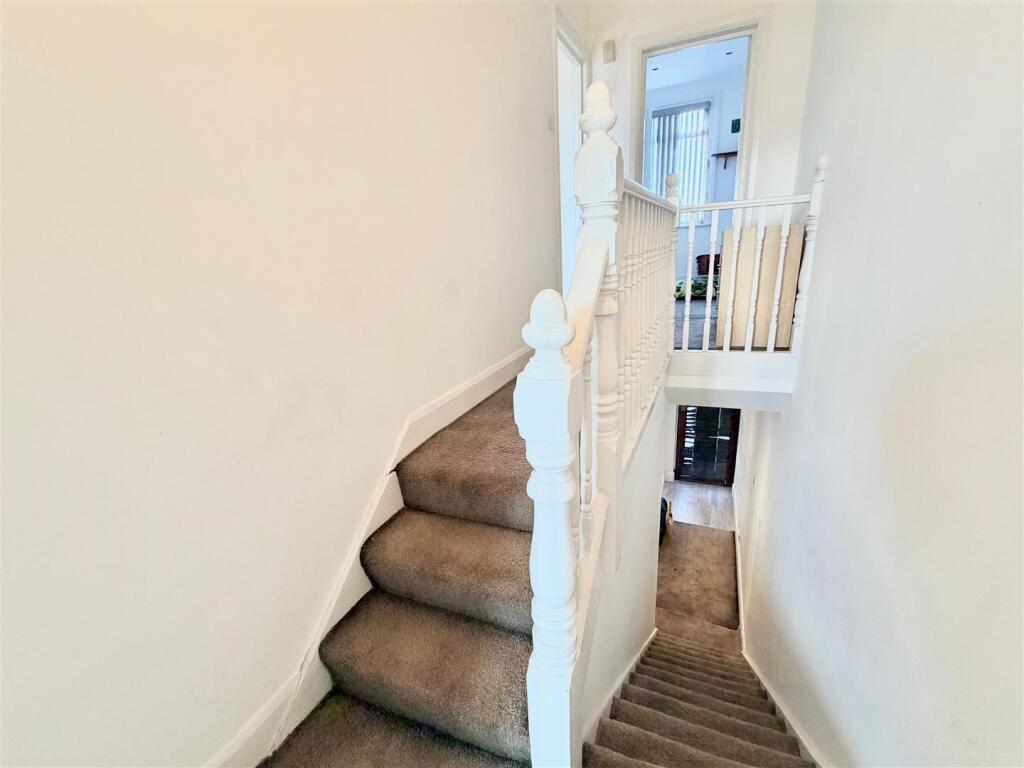 WhatsApp Image 2025-10-27 at 16.46.31_e54dfb17.jpg