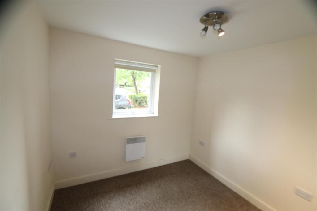 Bed 2 front.JPG
