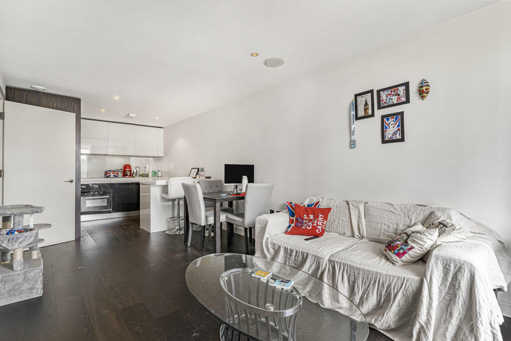 Reception/Kitchen