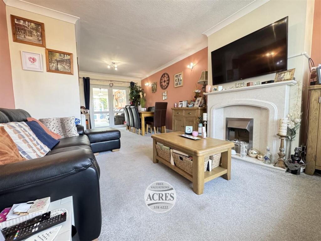 IMG_5889 (Large).jpg