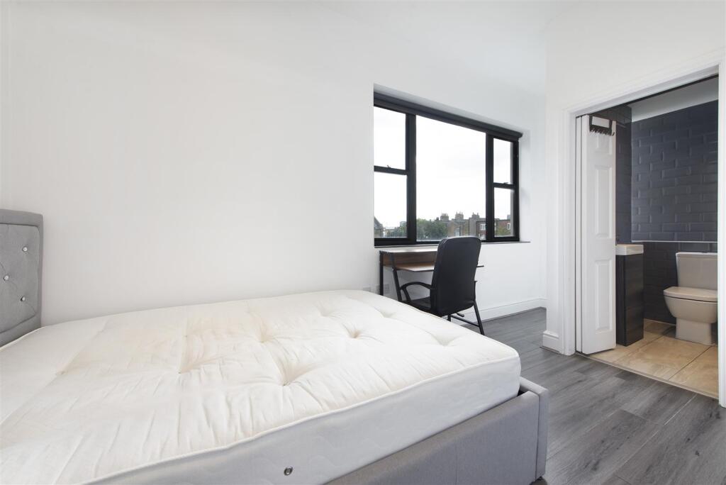 53384 Hi res (17).jpg