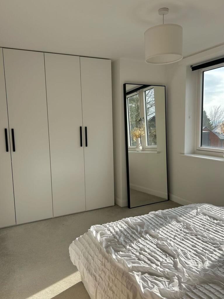 Bedroom 2 (2)