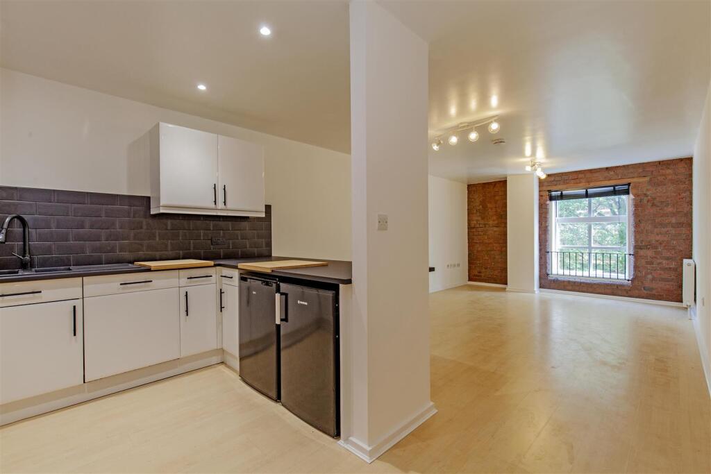 Kitchen-3.jpg