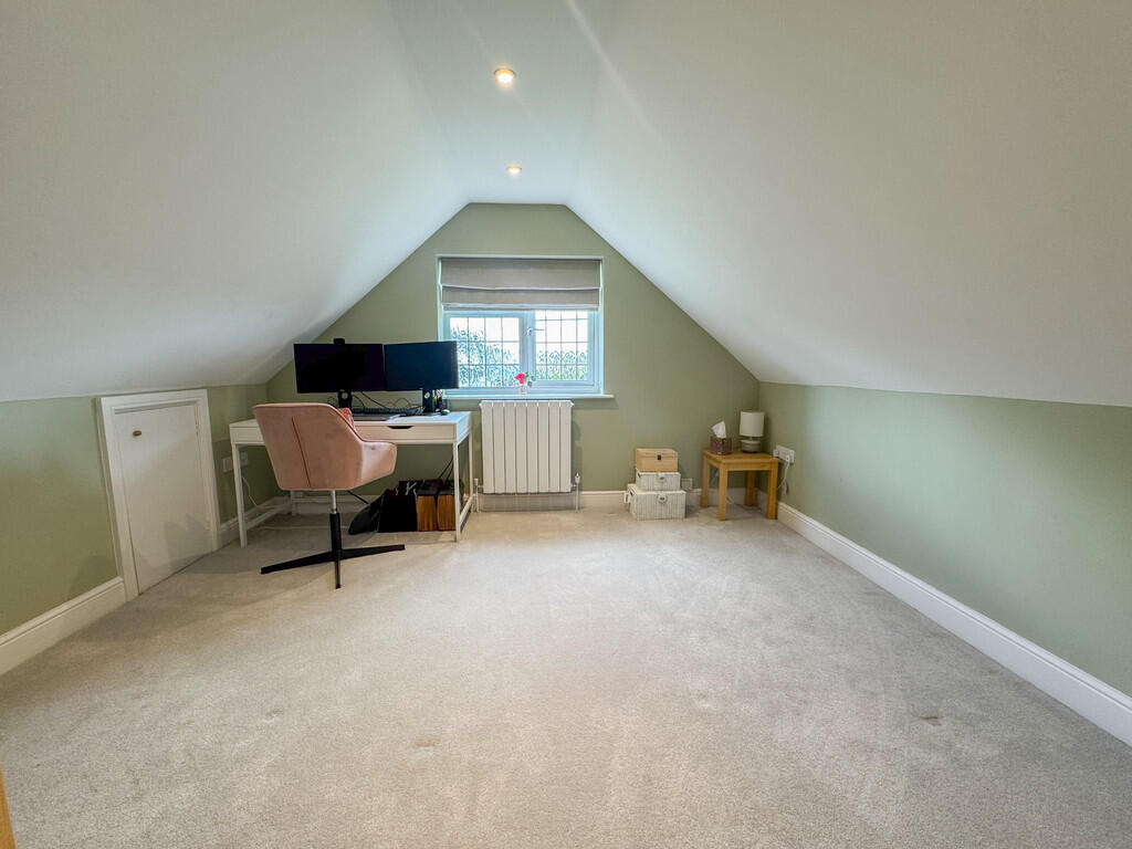 top floor bed 4
