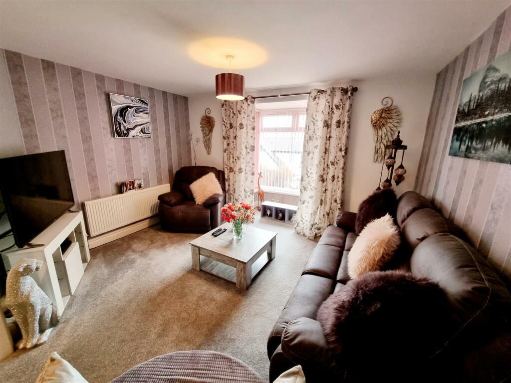 Sitting Room.jpg