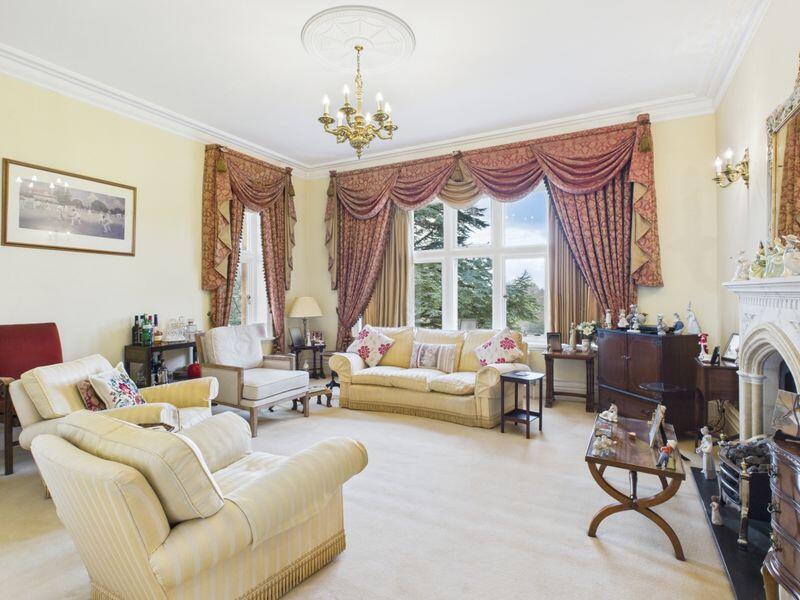 Sitting room with feature windows