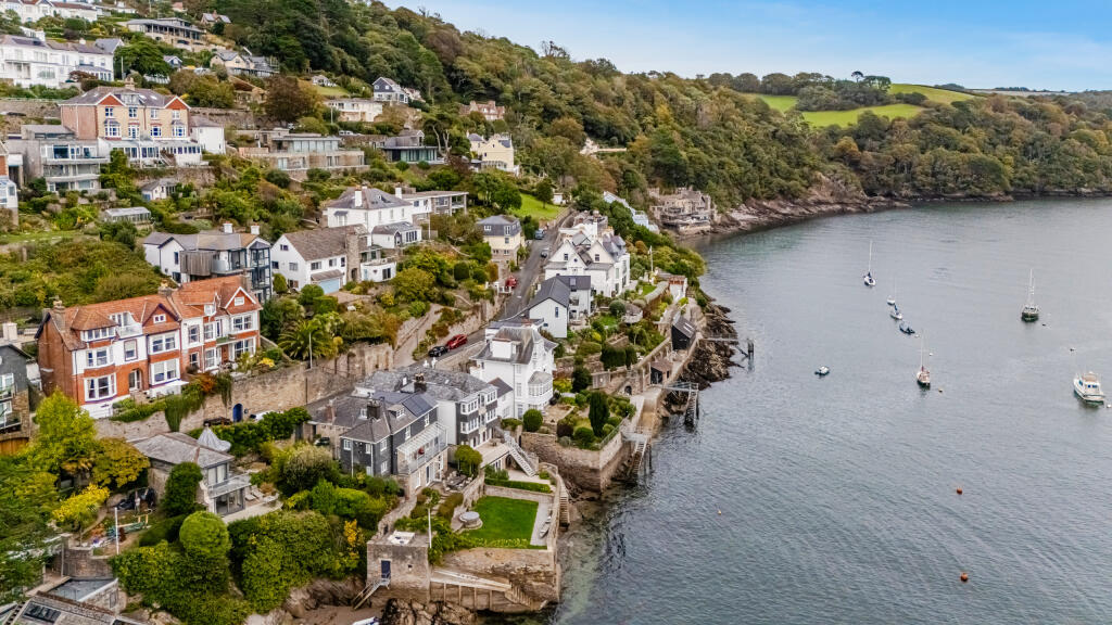 15 Drone Right Fairwinds Beacon Road Kingswear - 2