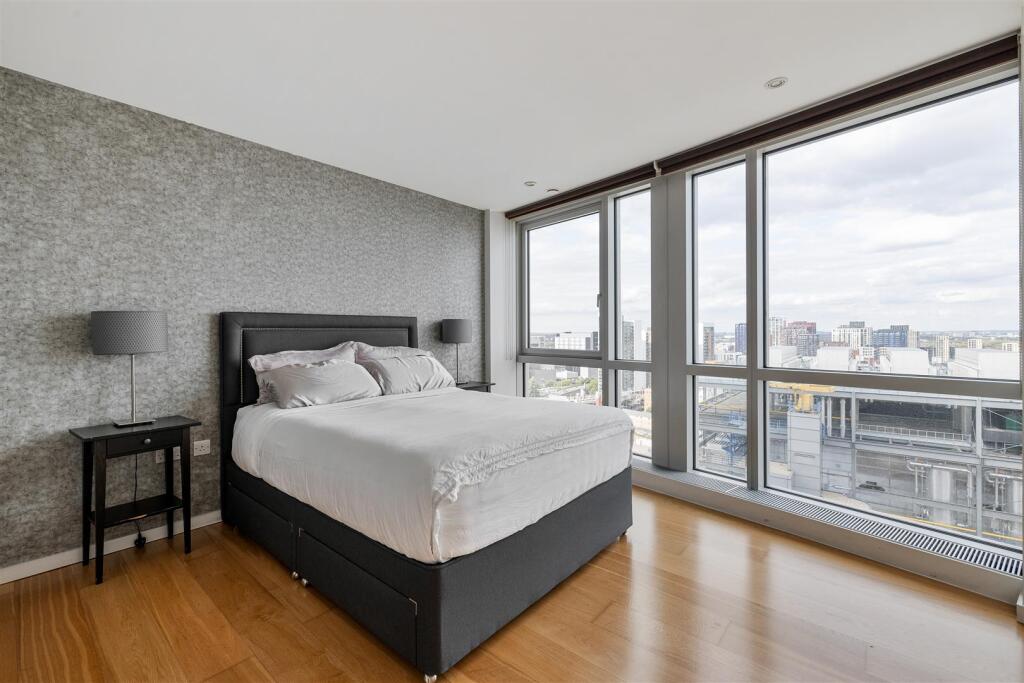 Fairmont Avenue, E14