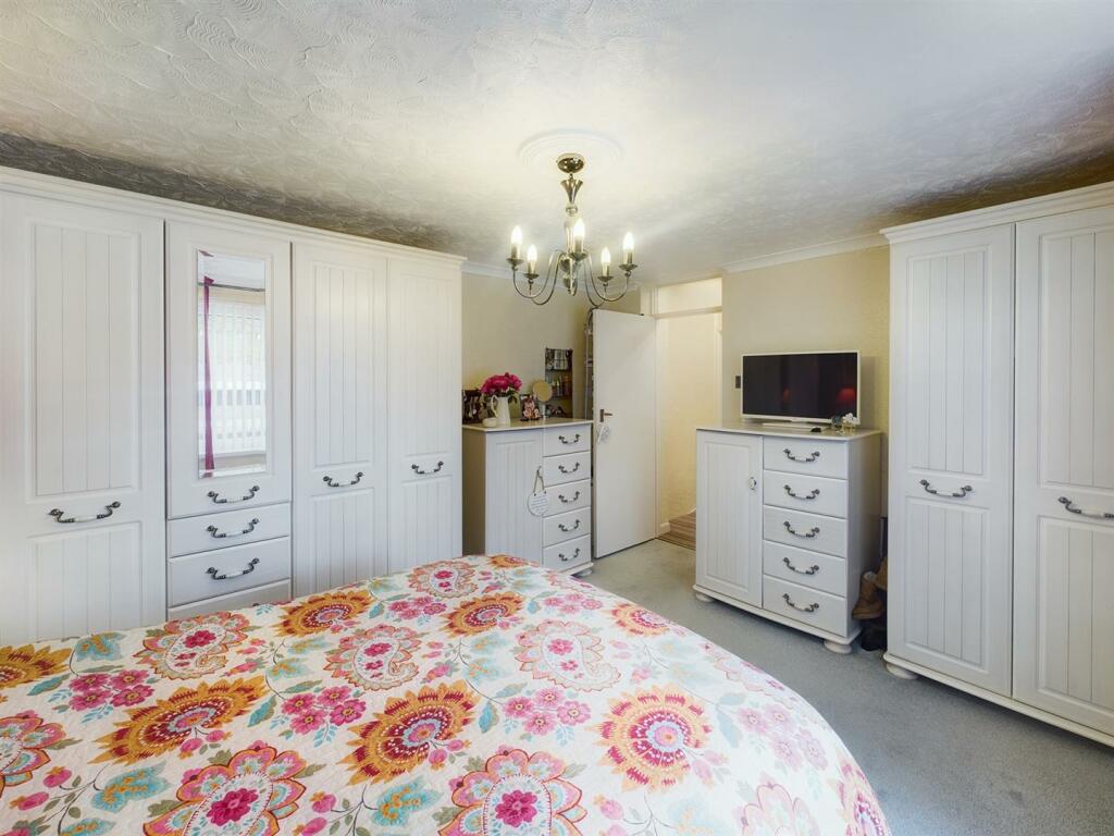 Bed 1