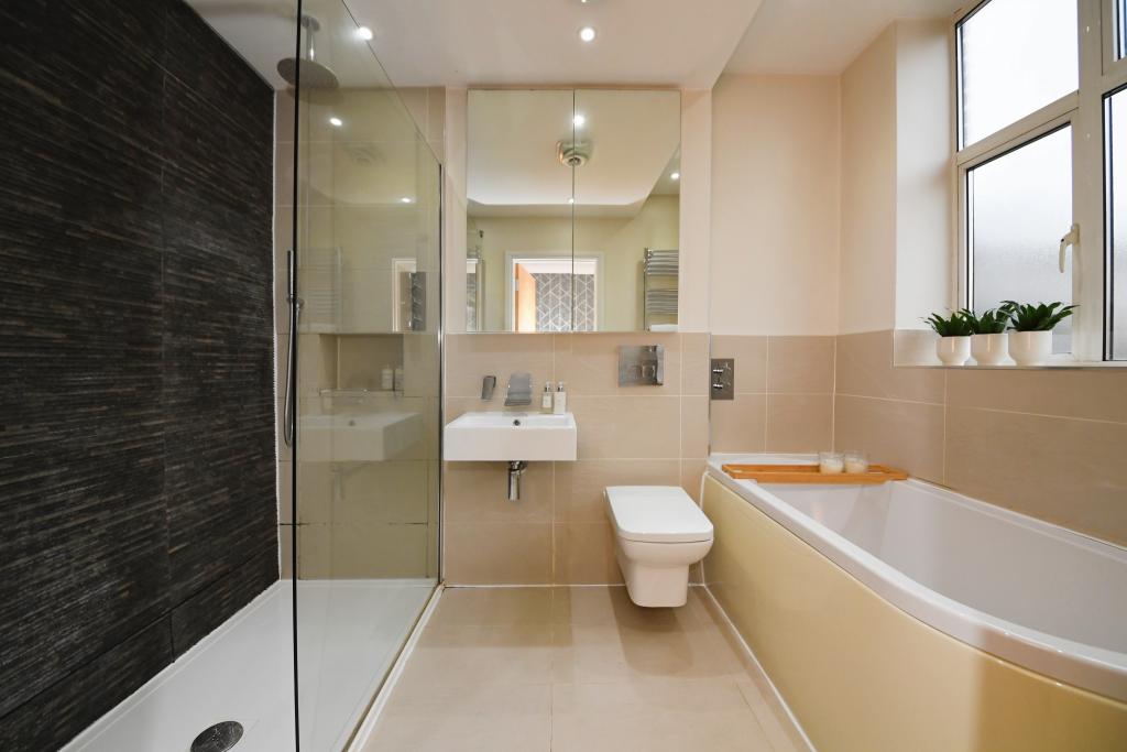 En-suite One