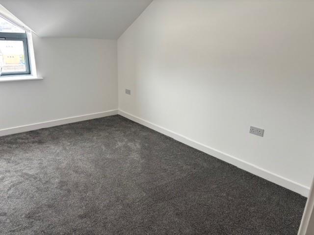 Bedroom 1 - 2