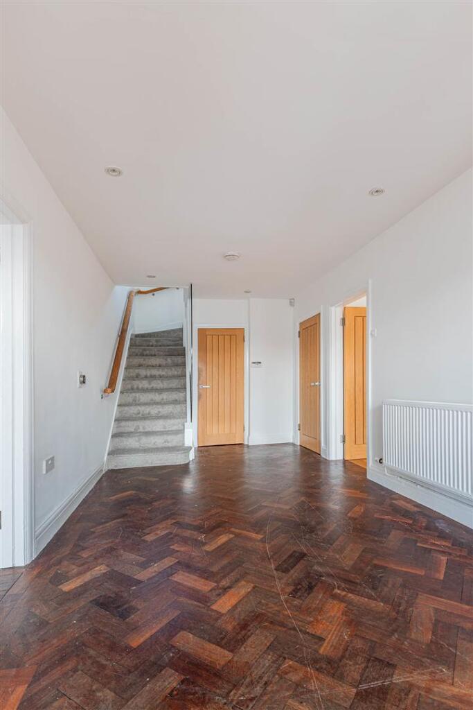 Bronwydd Close 6-22.jpg