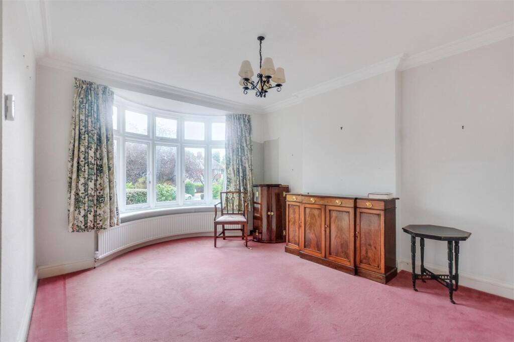 Dining Room_1.jpeg