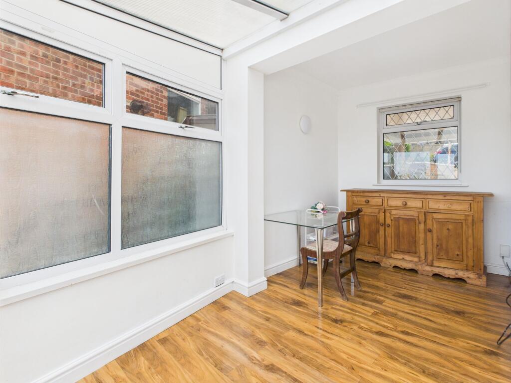 Family Room/Conservatory