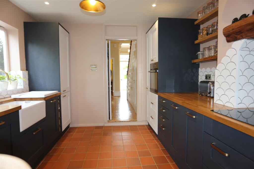 52 WALSINGHAM ROAD (47).JPG