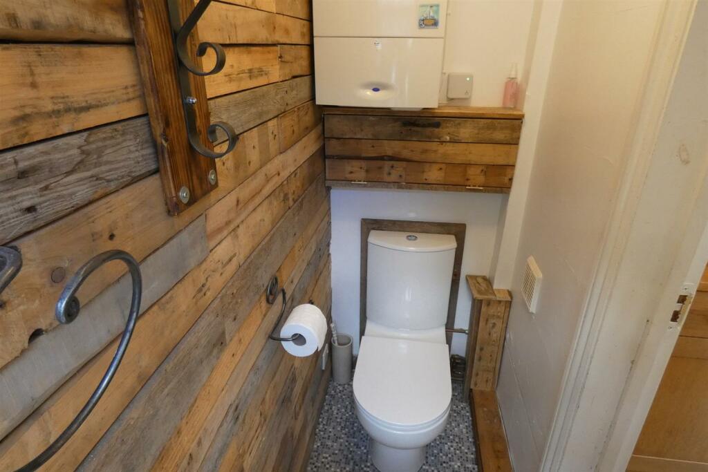 CLOAKROOM