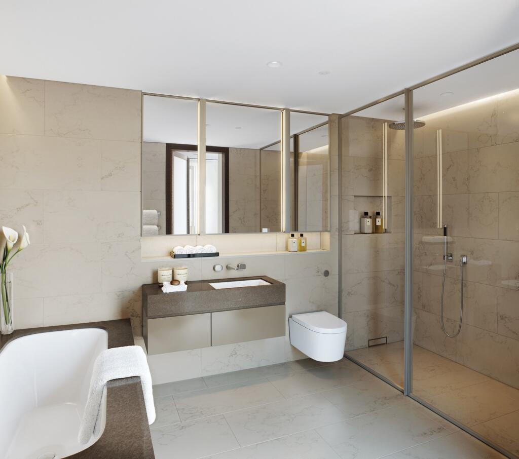 En-suite bathroom