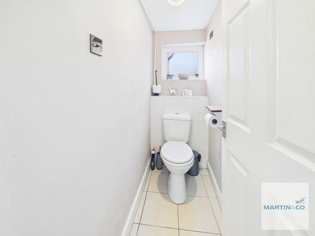 CAM03663G0-PR0142...