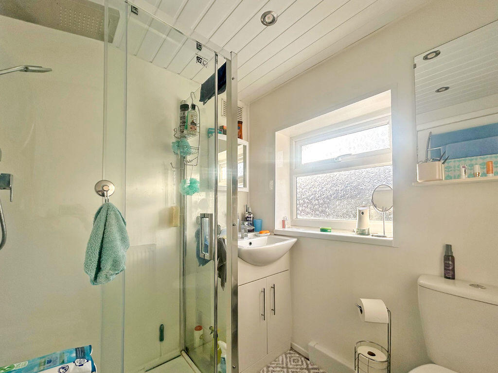 Family Shower Room
