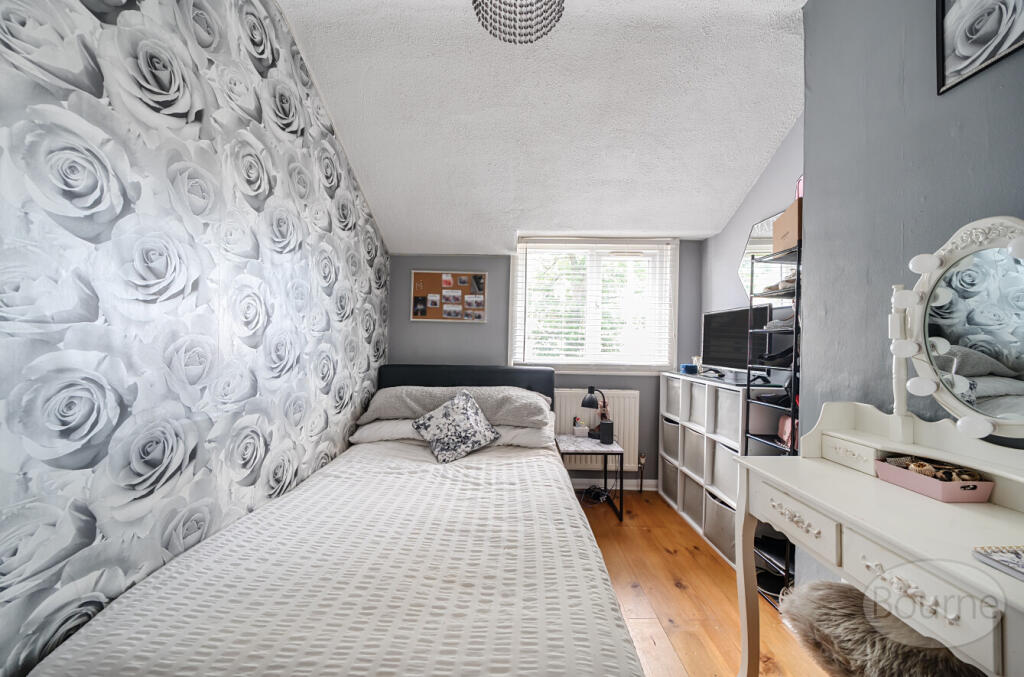 a6dd7696-6c9c-467...