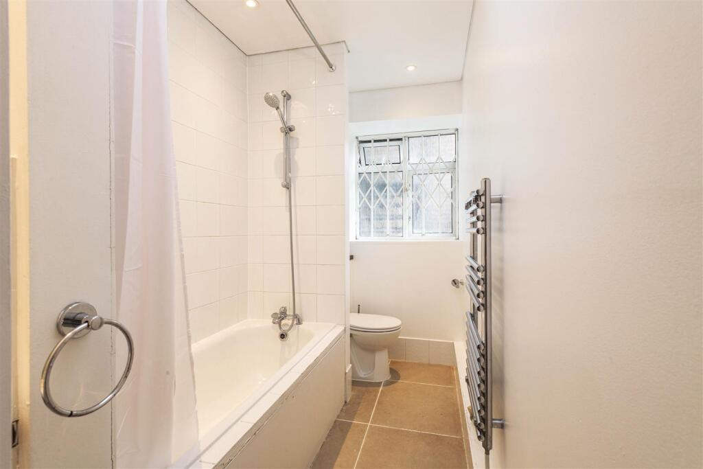 Gff 4 Millbrooke Ct Bath.jpg