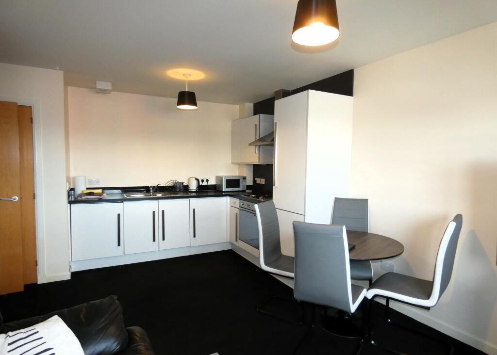 KITCHEN B.JPG