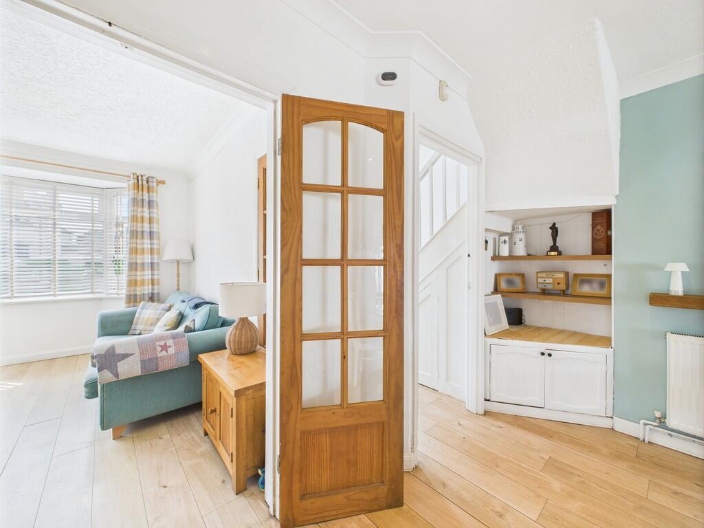 CAM02089G0-PR0546...