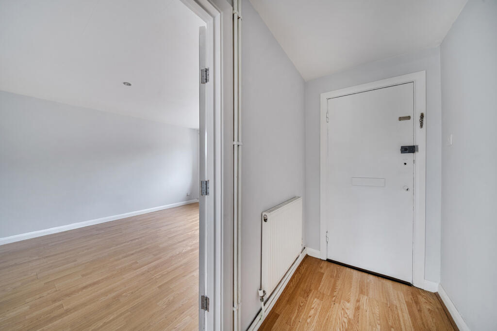 1376928-14-690b45...