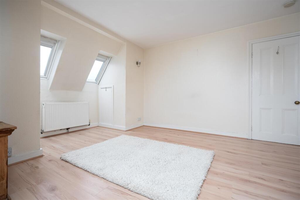 Studio Room