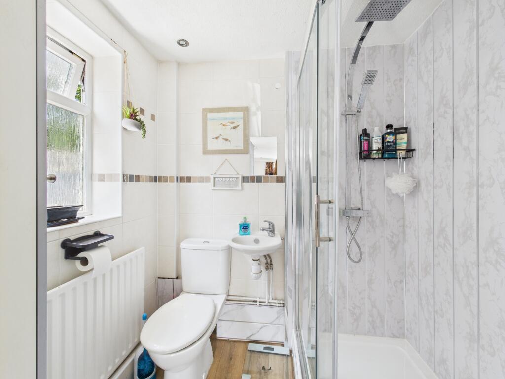 CAM01605G0-PR1025-STILL005