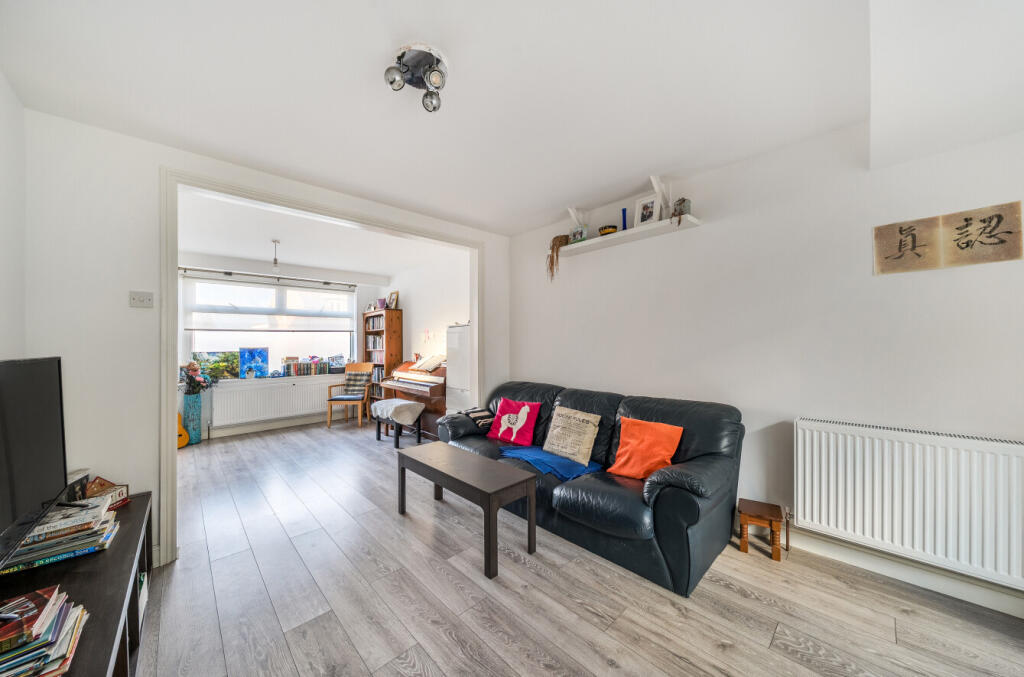 1384920-17-6925d2...