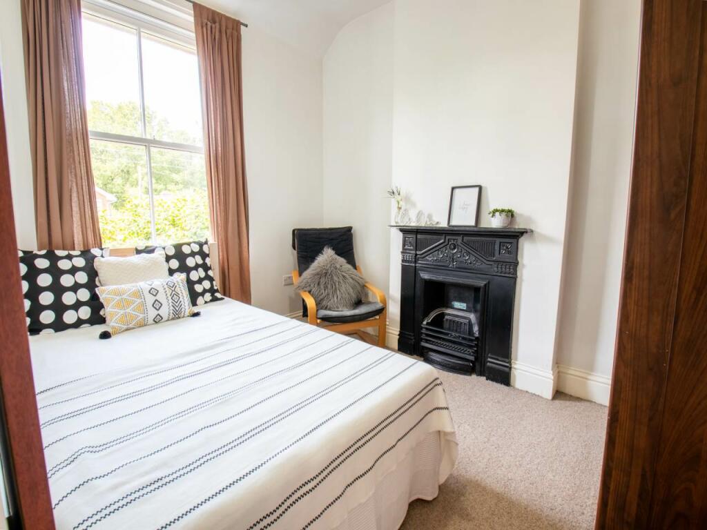 Upstairs Bedroom 