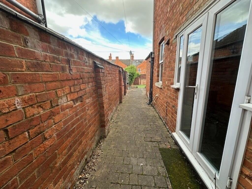 30 Victoria SideG...