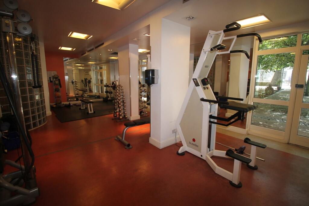 Photo 11
