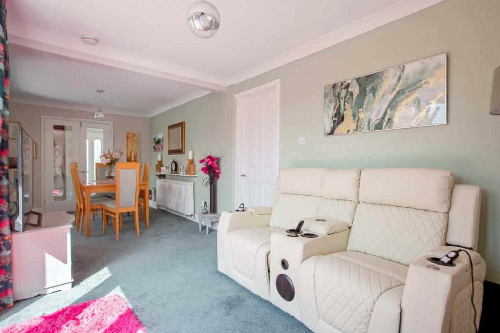 1 Burnside Crescent_33.JPG