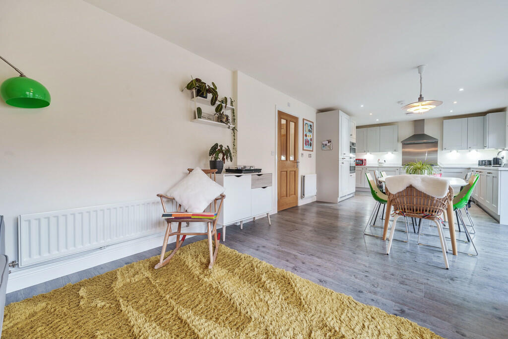 Open Plan Dining ...