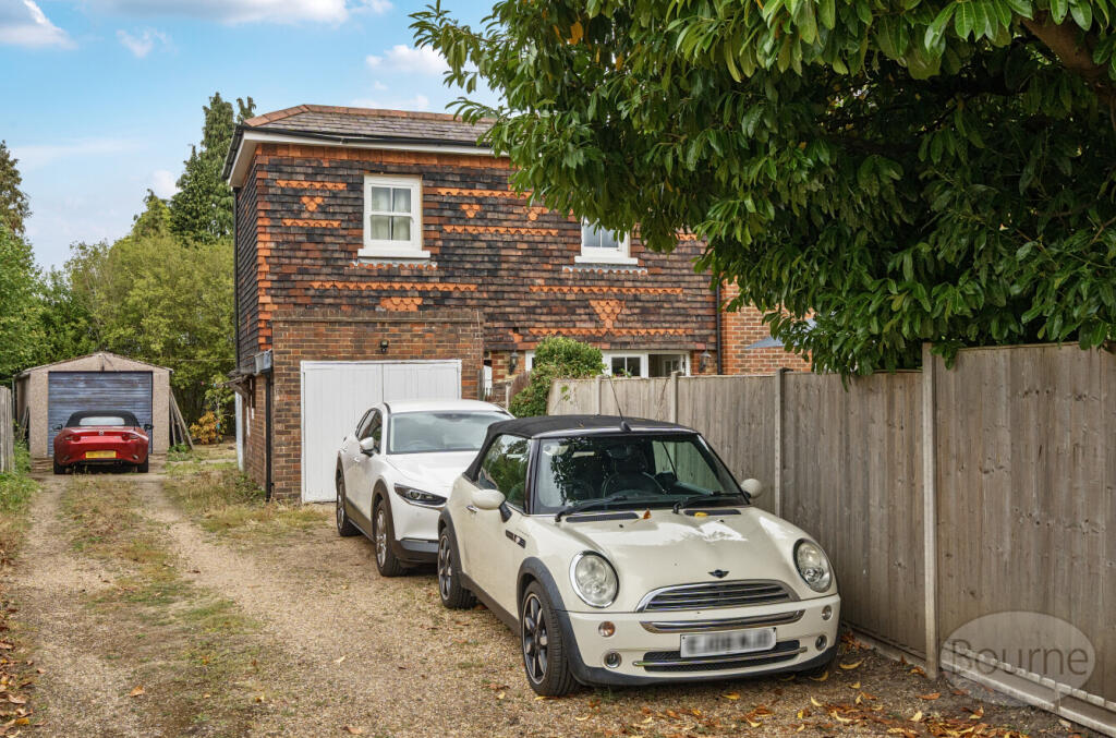 cddf1f03-60d6-498...