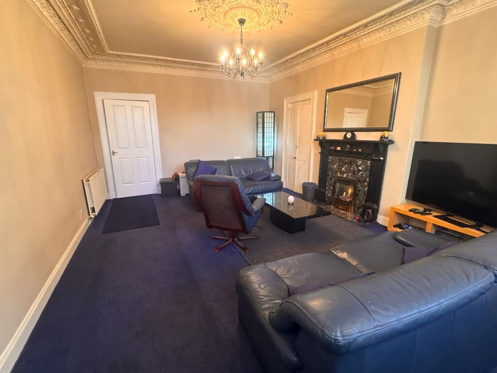 Lounge 2