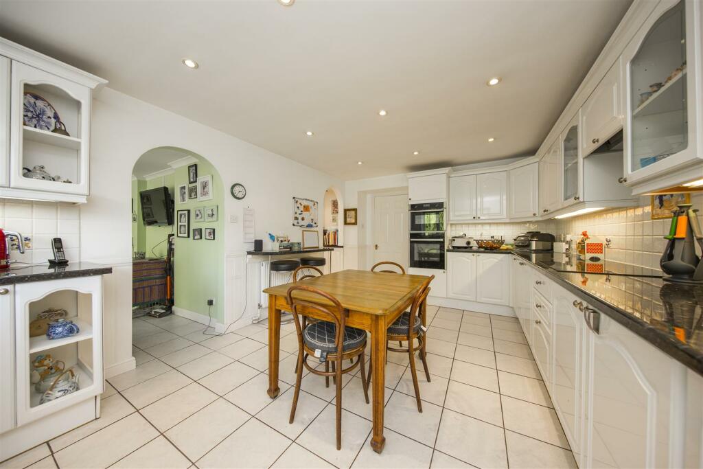Kitchen Breakfast Room