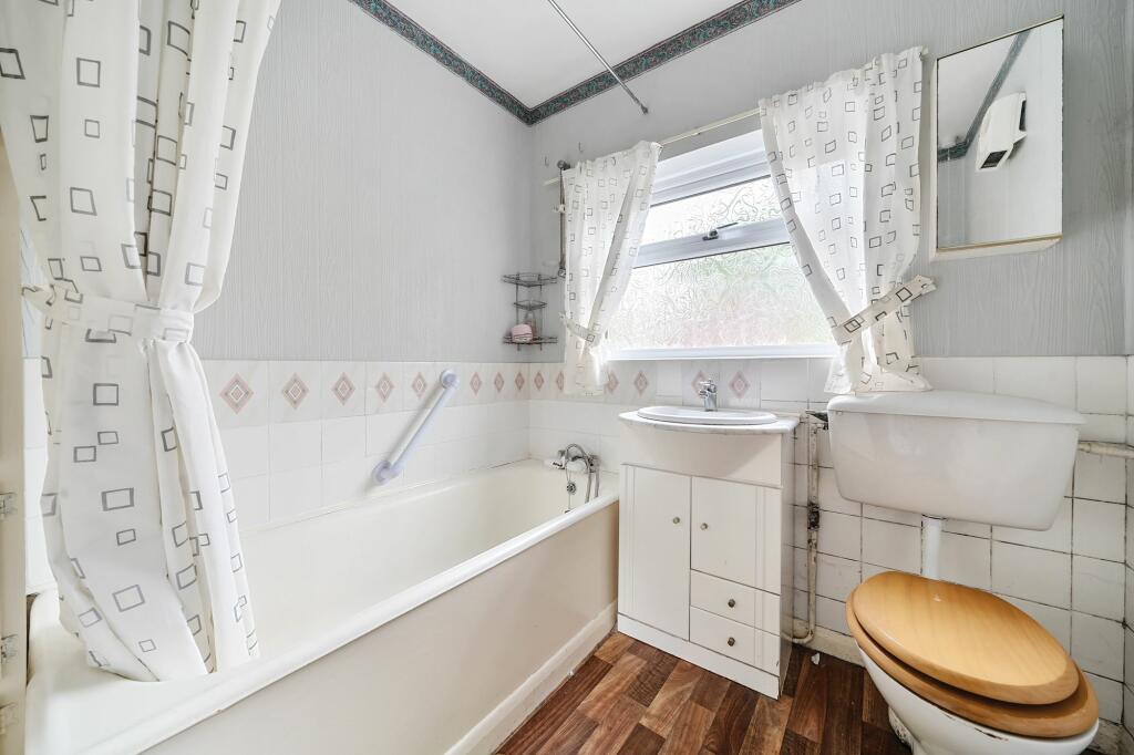 Bathroom (1)
