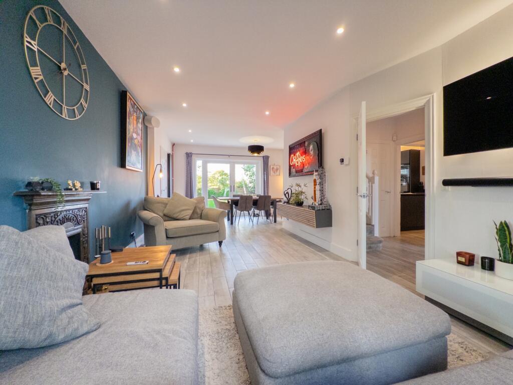 20251028095402 - 2025-10-28_09-54-02 - 45 High Roa