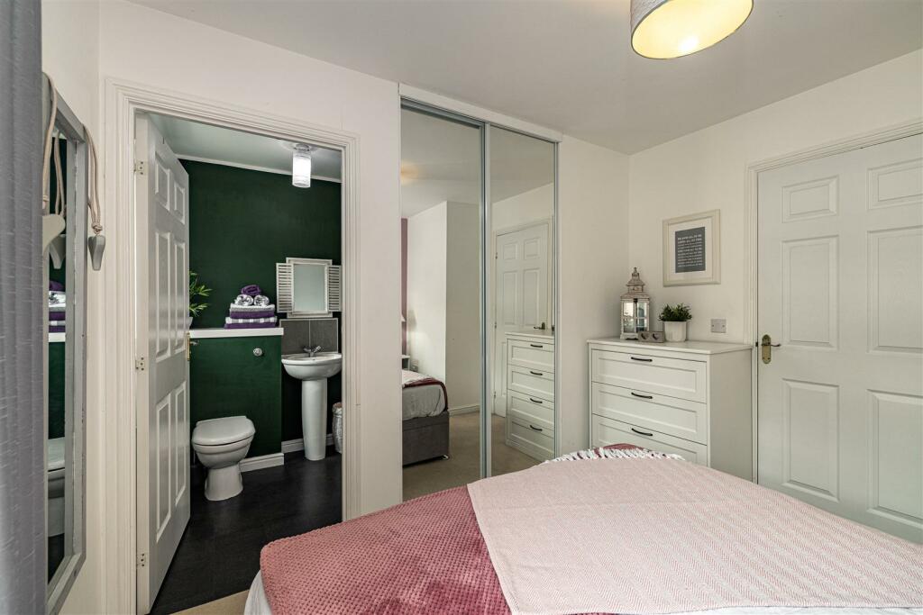 12 Meikle Kemp Lane Galashiels 25.JPG