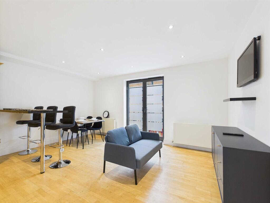 CAM03741G0-PR0087...