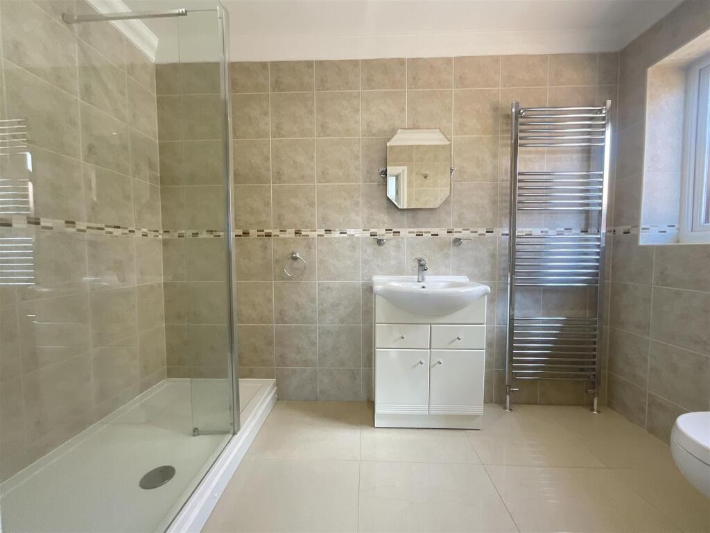 En-Suite Shower Room