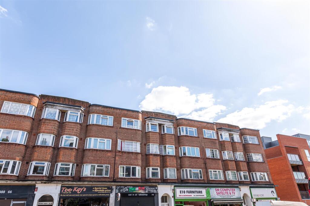 Bridge Court E10